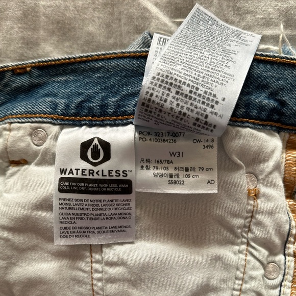 Levi’s 501 Cutoff Shorts - Picture 2 of 5
